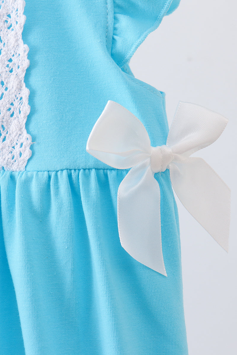 Blue character embroidery ruffle bubble