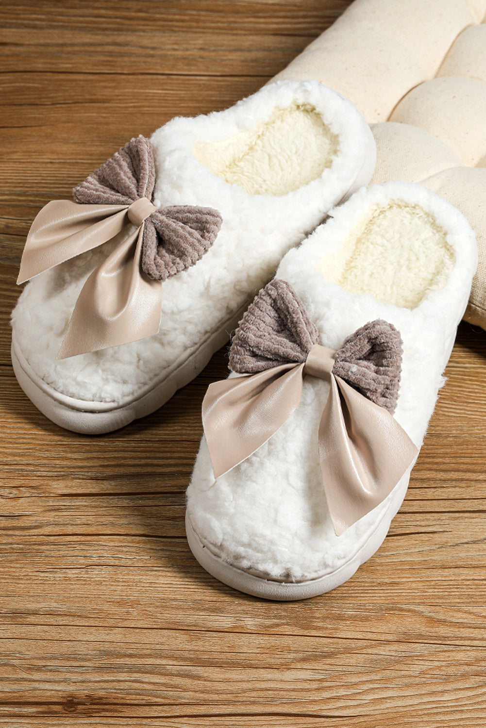 Camel contrast bowknot plush winter slippers with thick sole for cozy wear