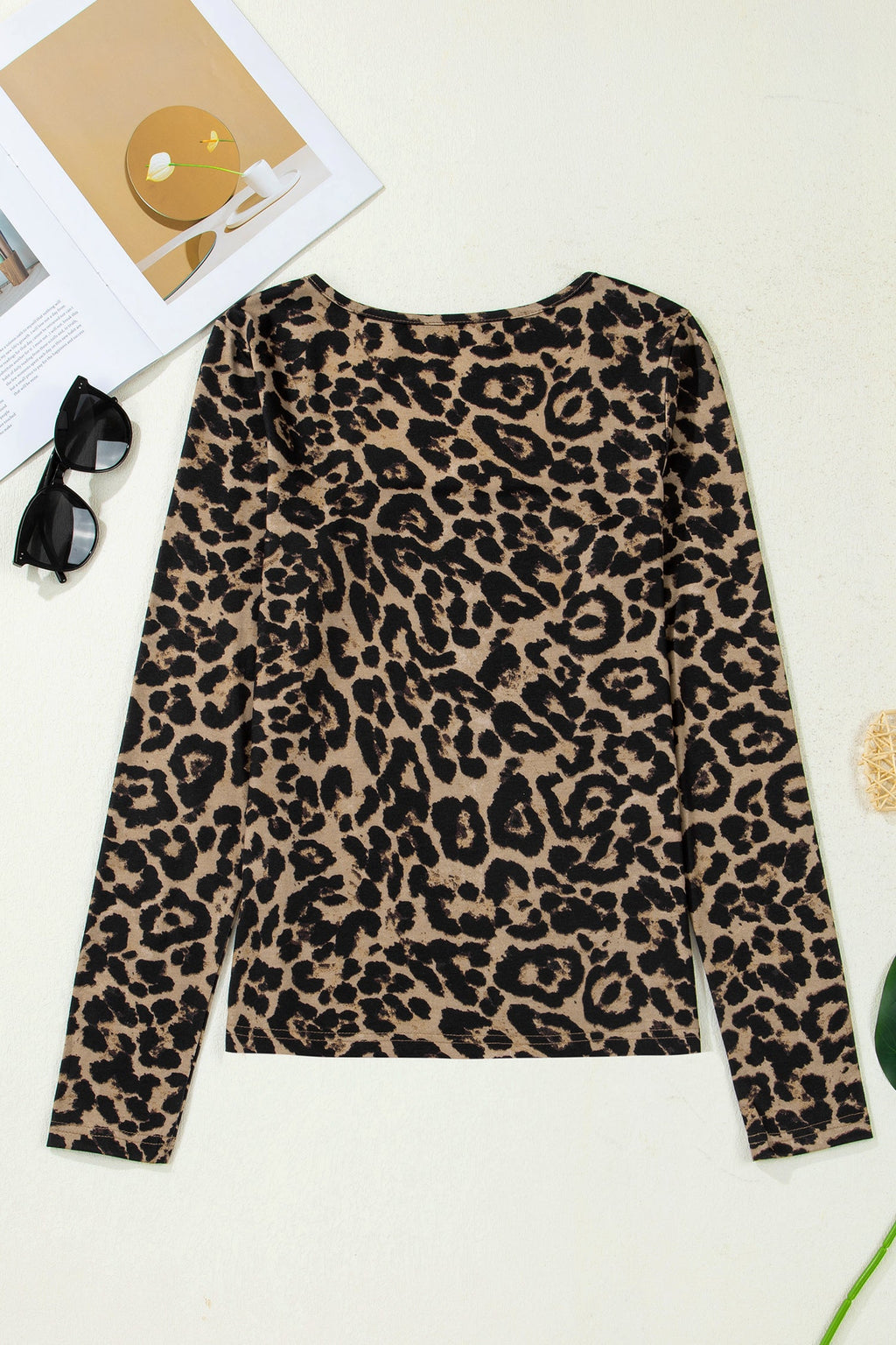 Black floral print slim long sleeve T-shirt with square neckline and casual style