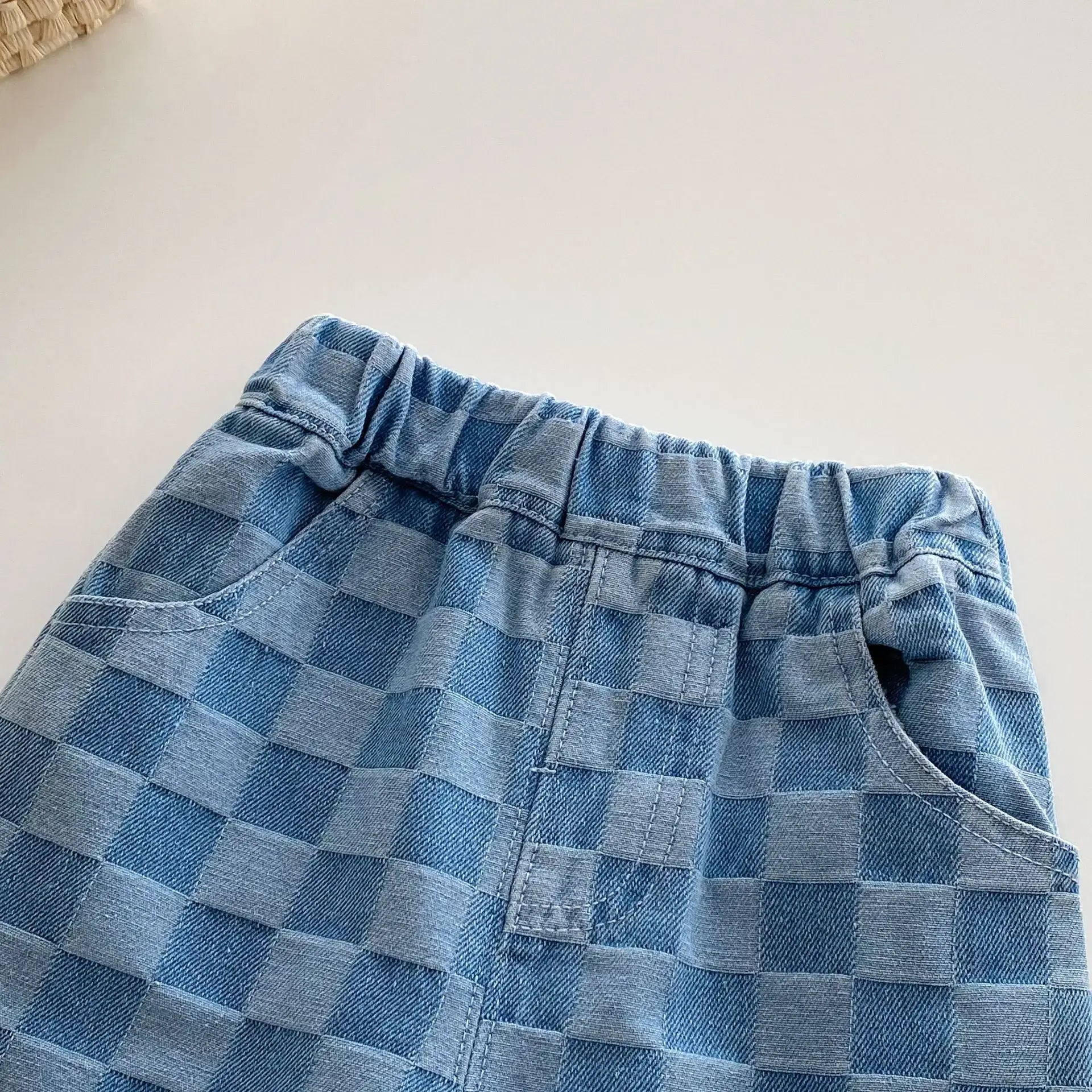 2026 Spring New 1-5Y Children Jeans Boys Denim Pants Mid Waist Girls Trousers Fashion Kids Plaid Pants
