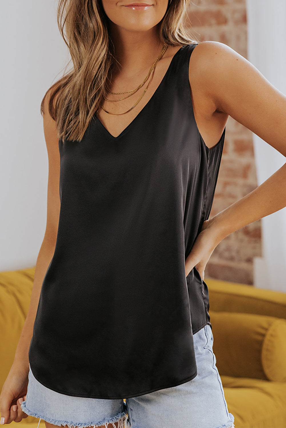 Pink deep V neck sleeveless loose tank top for summer